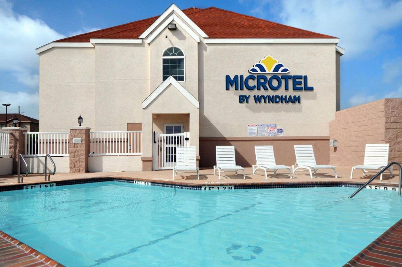 Microtel Inn & Suites By Wyndham Corpus Christi/Aransas Pass Exterior foto