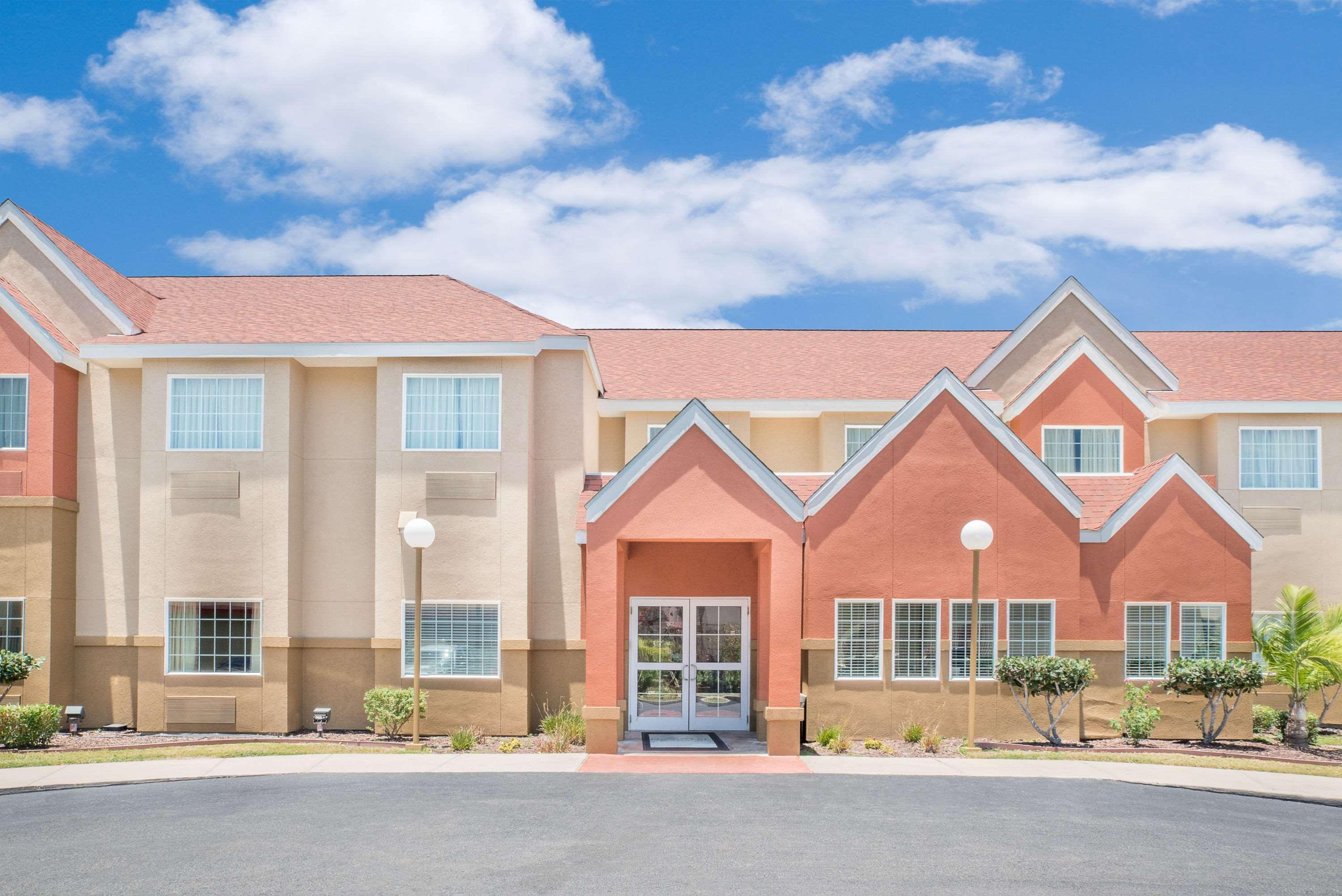 Microtel Inn & Suites By Wyndham Corpus Christi/Aransas Pass Exterior foto