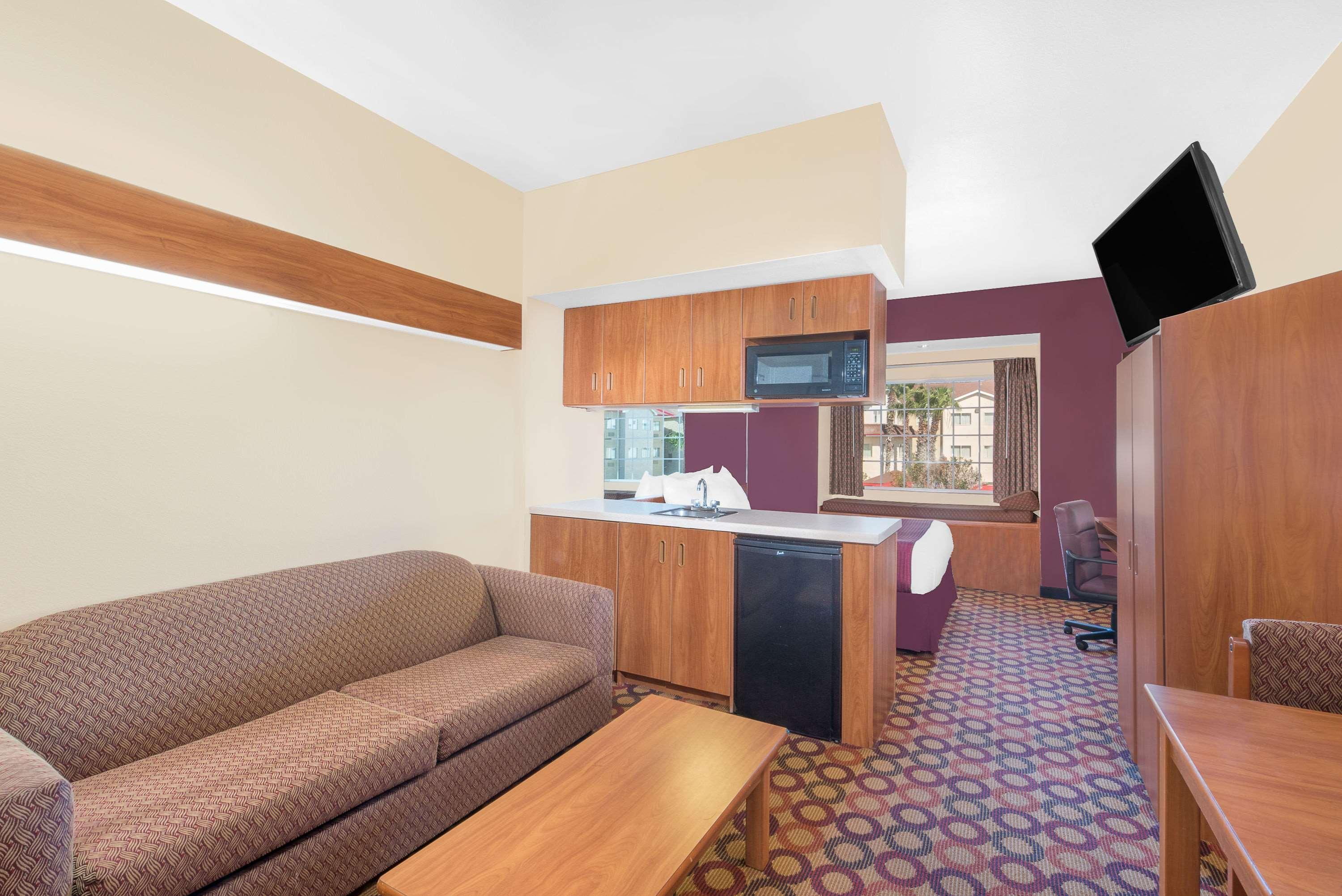Microtel Inn & Suites By Wyndham Corpus Christi/Aransas Pass Exterior foto